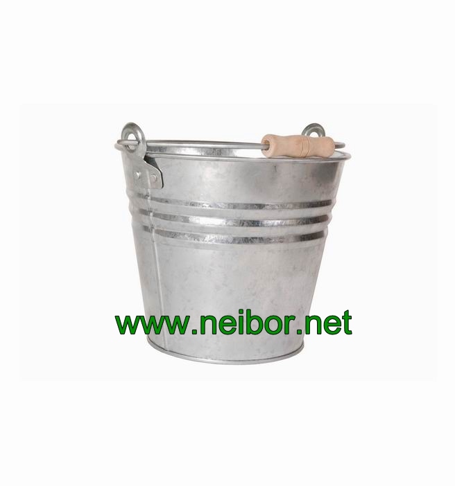 galvanized steel bucket with wooden grip 8Litres