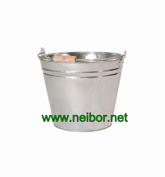 galvanized bucket with wooden handle 15Litres