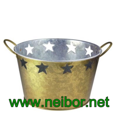 printed galvanized bucket with hollowed-out star decoration
